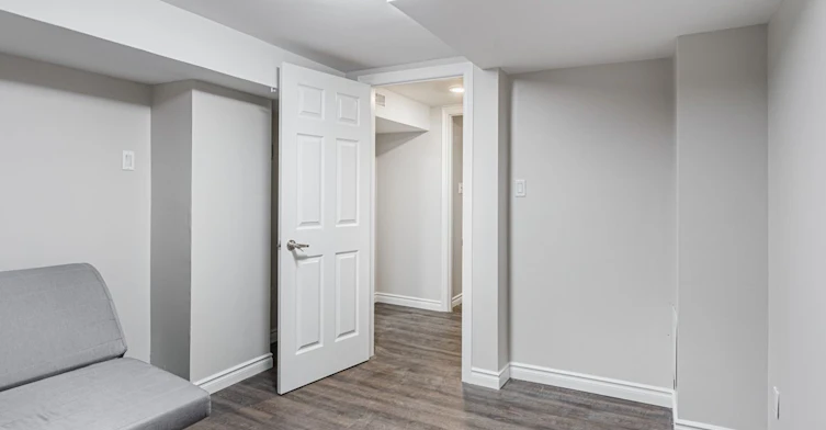 72B Dunning Avenue, Aurora, ON, L4G 1A3 - 17