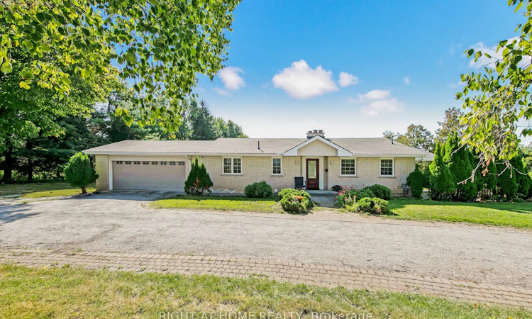 1905 Lockhart Road