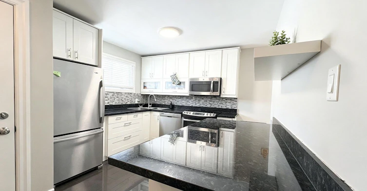 105 Wales Avenue, Markham, ON, L3P 3K3 - 2