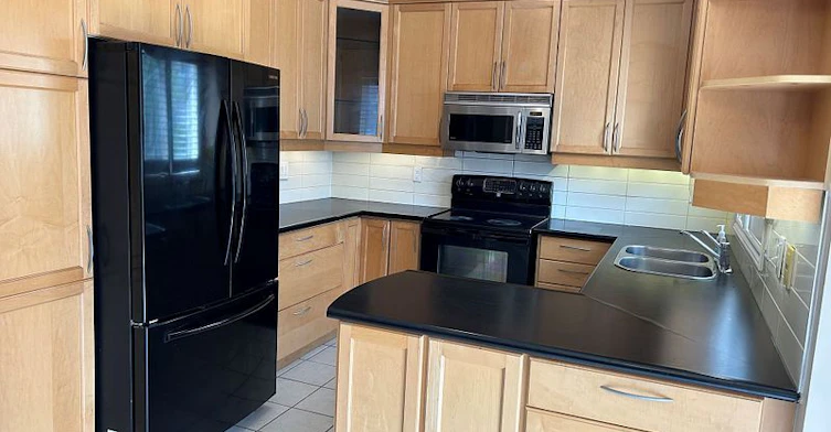 15 Magenta Street, Richmond Hill, ON, L4B 4H2 - 6