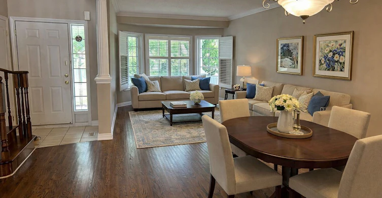 15 Magenta Street, Richmond Hill, ON, L4B 4H2 - 2