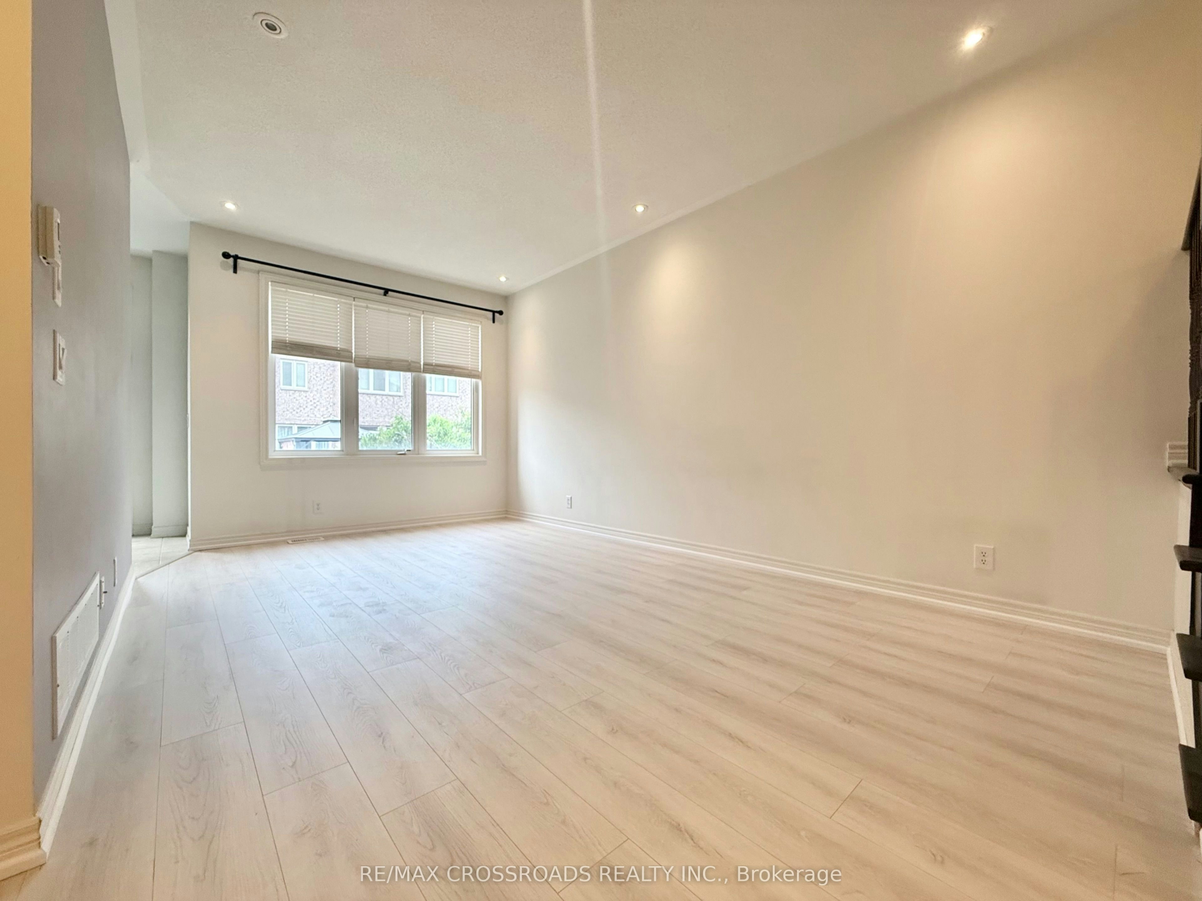 158 Harvest Hills Boulevard, East Gwillimbury, ON, L9N 0C1 - 7