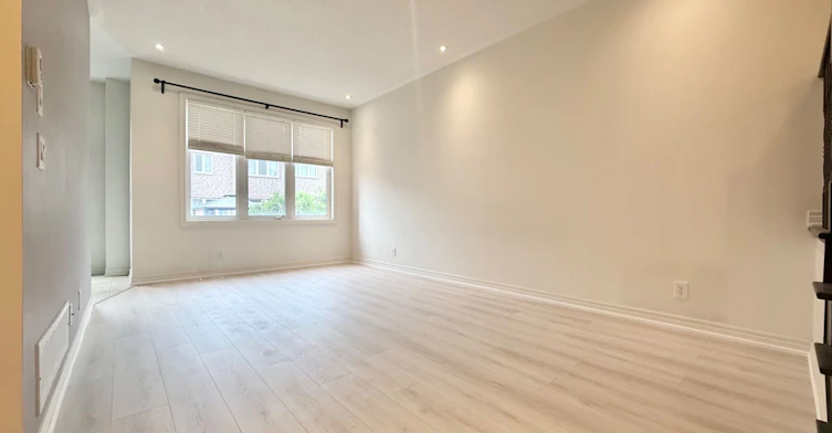 158 Harvest Hills Boulevard, East Gwillimbury, ON, L9N 0C1 - 7