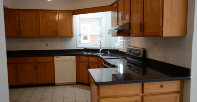 129 Lyndhurst Drive, Markham, ON, L3T 6R6 - 4