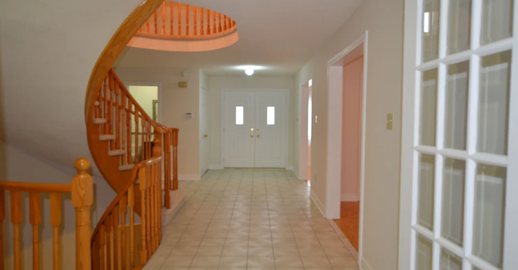 129 Lyndhurst Drive, Markham, ON, L3T 6R6 - 2