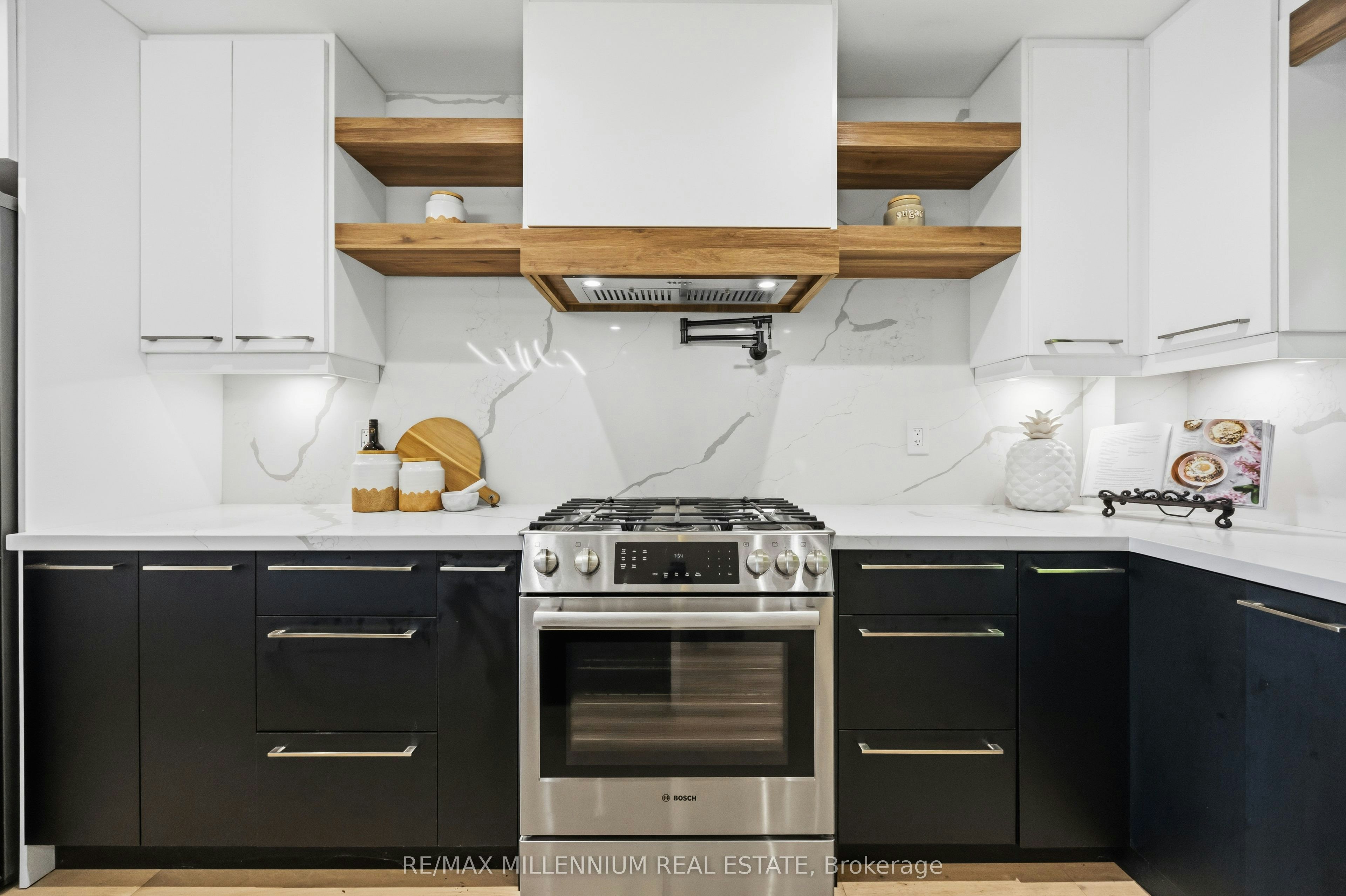 14 Portree Crescent, Markham, ON, L3T 3G2 - 15