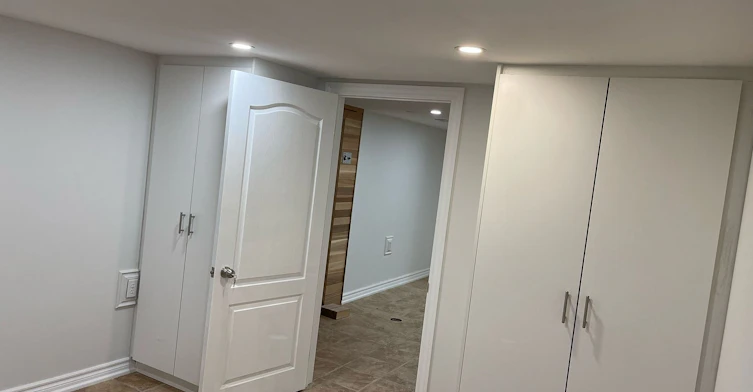 22 Royal Road, Aurora, ON, L4G 1A8 - 11