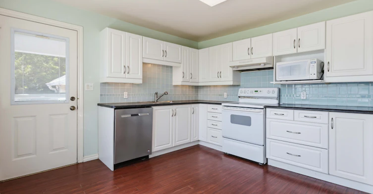 314 The Queensway S N/A, Georgina, ON, L4P 2B7 - 8