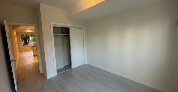 241-15100 Yonge Street, Aurora, ON, L5G 4C8 - 13