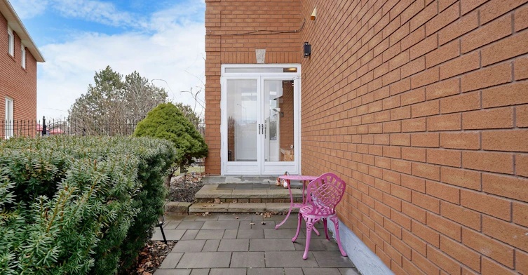 37 Justus Drive, Richmond Hill, ON, L4C 9Z8 - 4