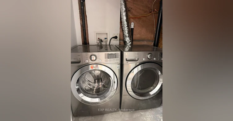 352 Carlissa Run N, Newmarket, ON, L3X 3J9 - 10