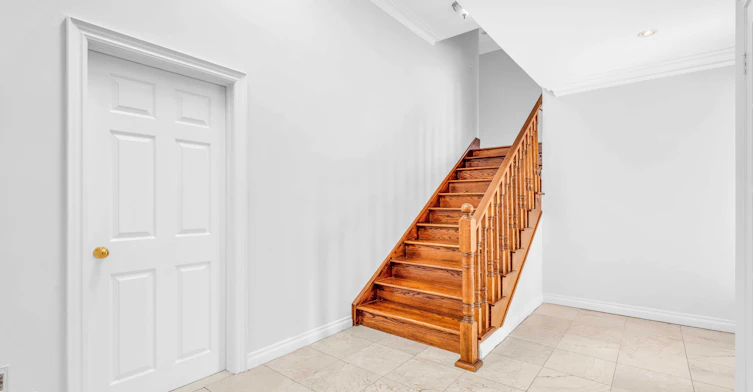 Main-343 Elmwood Avenue, Richmond Hill, ON, L4C 1L7 - 6