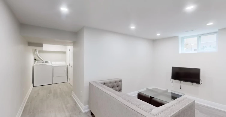 Lower-418 Marybay Crescent, Richmond Hill, ON, L4C 2X4 - 13
