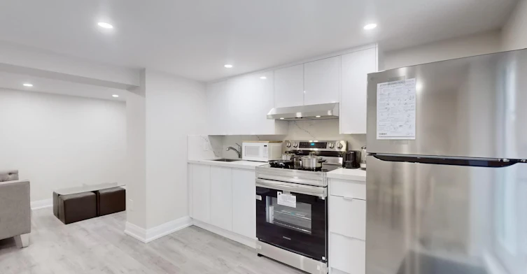 Lower-418 Marybay Crescent, Richmond Hill, ON, L4C 2X4 - 10