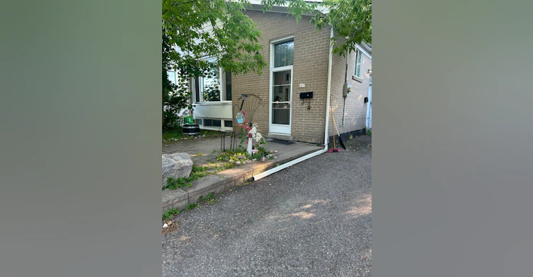 Main-197 Taylor Mills Drive N, Richmond Hill, ON, L4C 2T5
