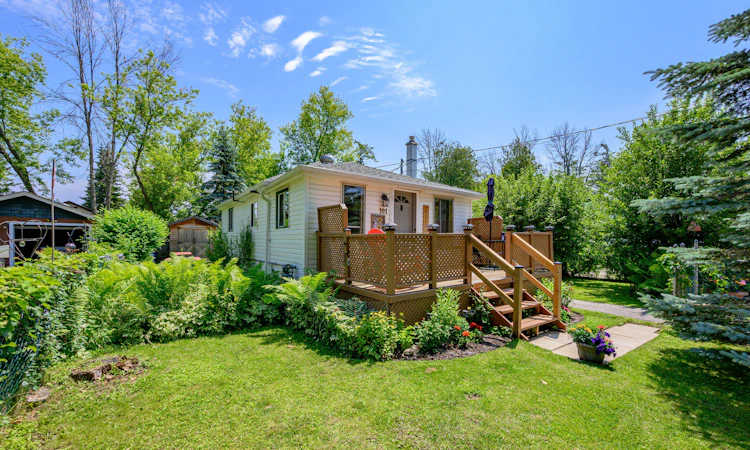 101 Dunkirk Avenue