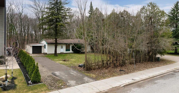 97 Park Crescent, Richmond Hill, ON, L4E 3J5 - 39