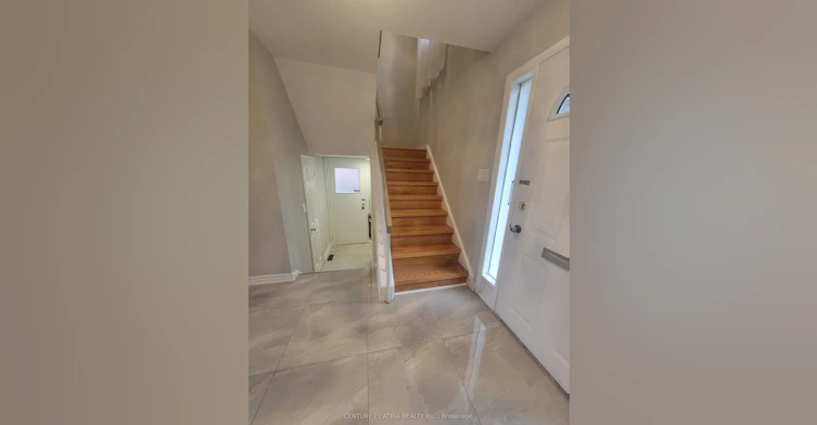 28 Holsworthy Crescent, Markham, ON, L3T 4C6 - 4