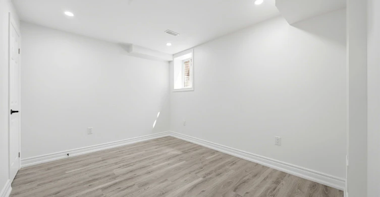 B-55 Bartram Crescent, Bradford West Gwillimbury, ON, L3Z 4L8 - 11
