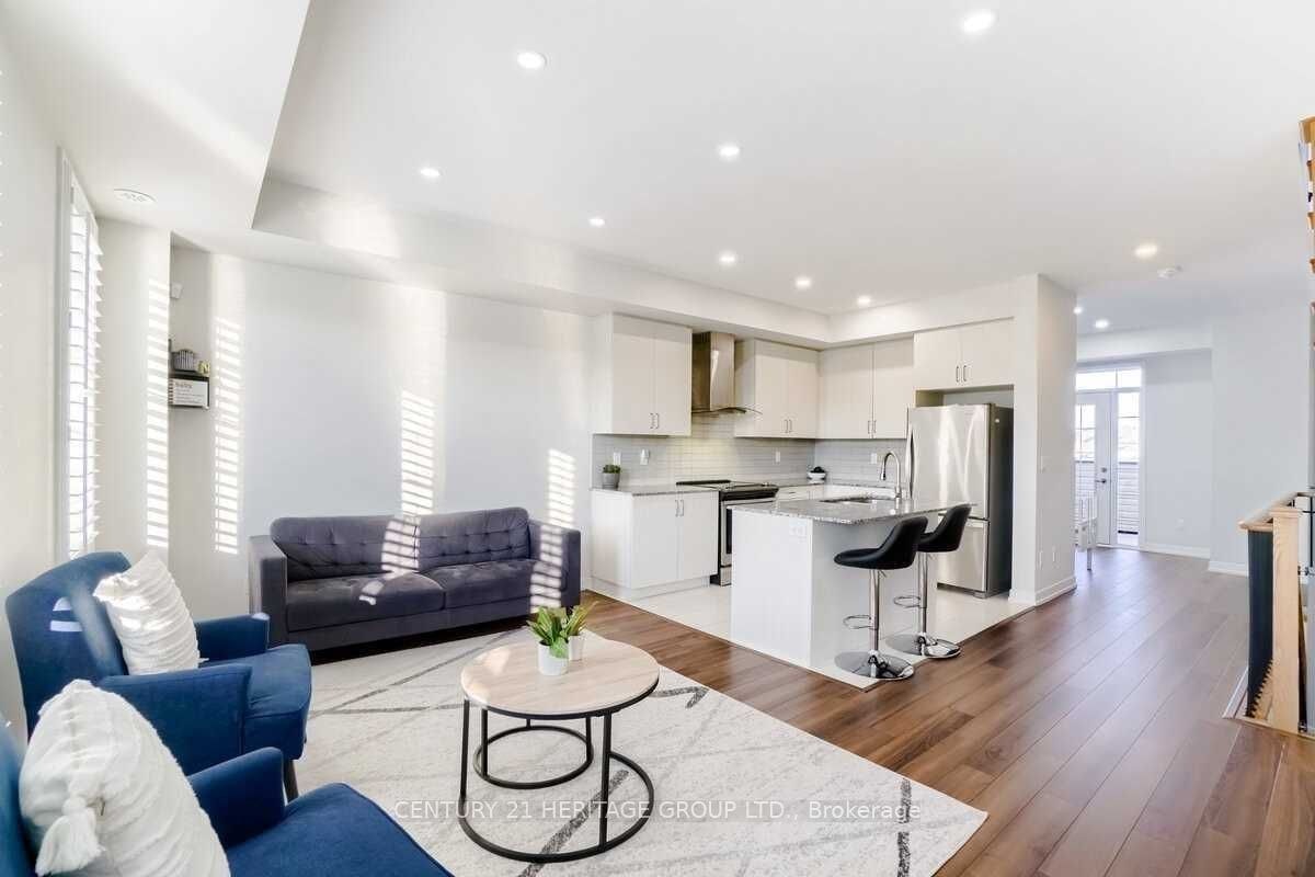239 Harding Park, Newmarket, ON, L3Y 0E1 - 6