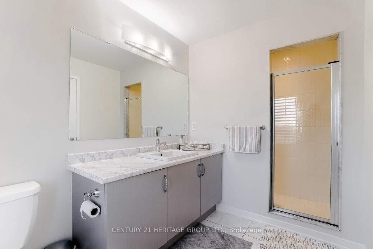 239 Harding Park, Newmarket, ON, L3Y 0E1 - 16