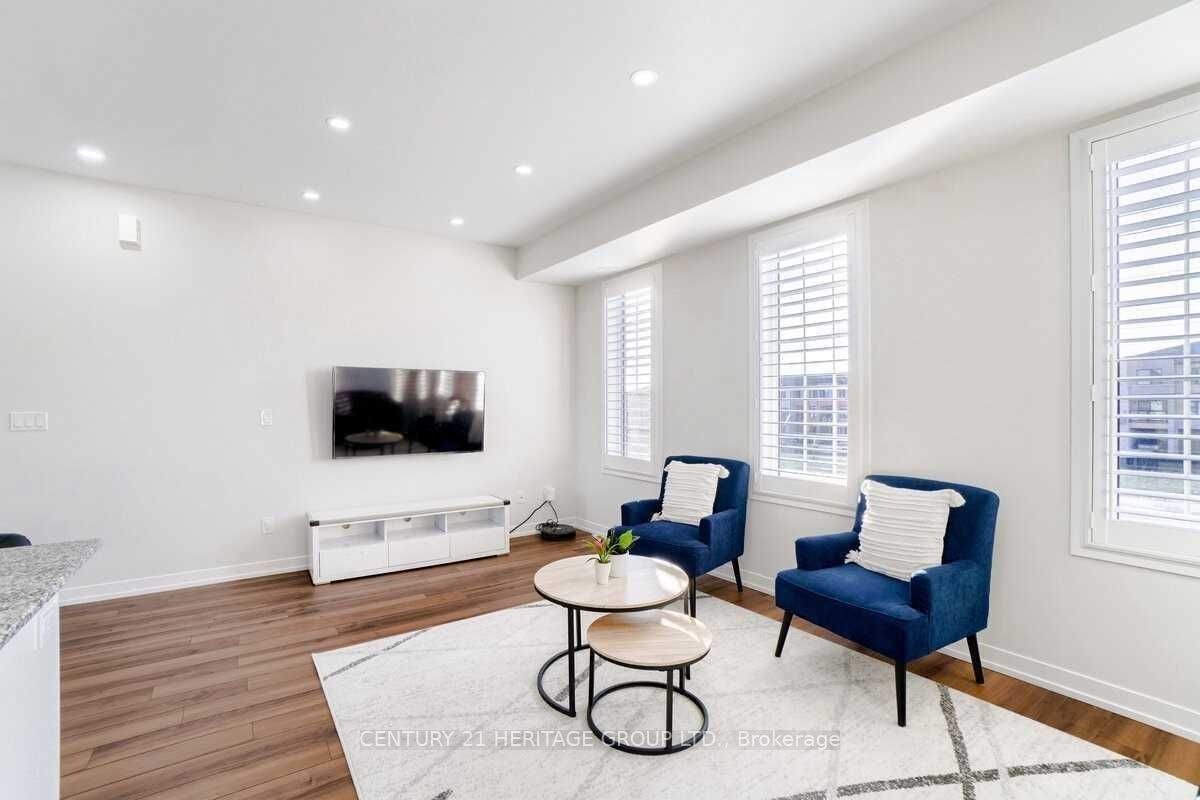 239 Harding Park, Newmarket, ON, L3Y 0E1 - 4