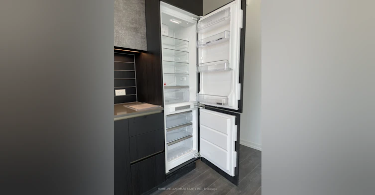 7890 Jane Street, Vaughan, ON, L4K 0K9 - 4