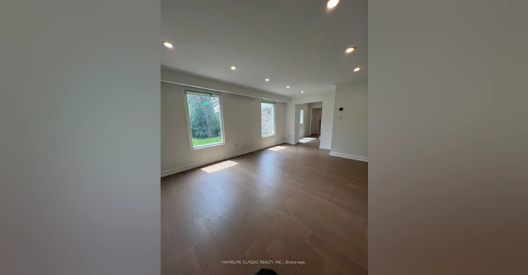 92 Winderemere Crescent N, Richmond Hill, ON, L4C 6Y9 - 12