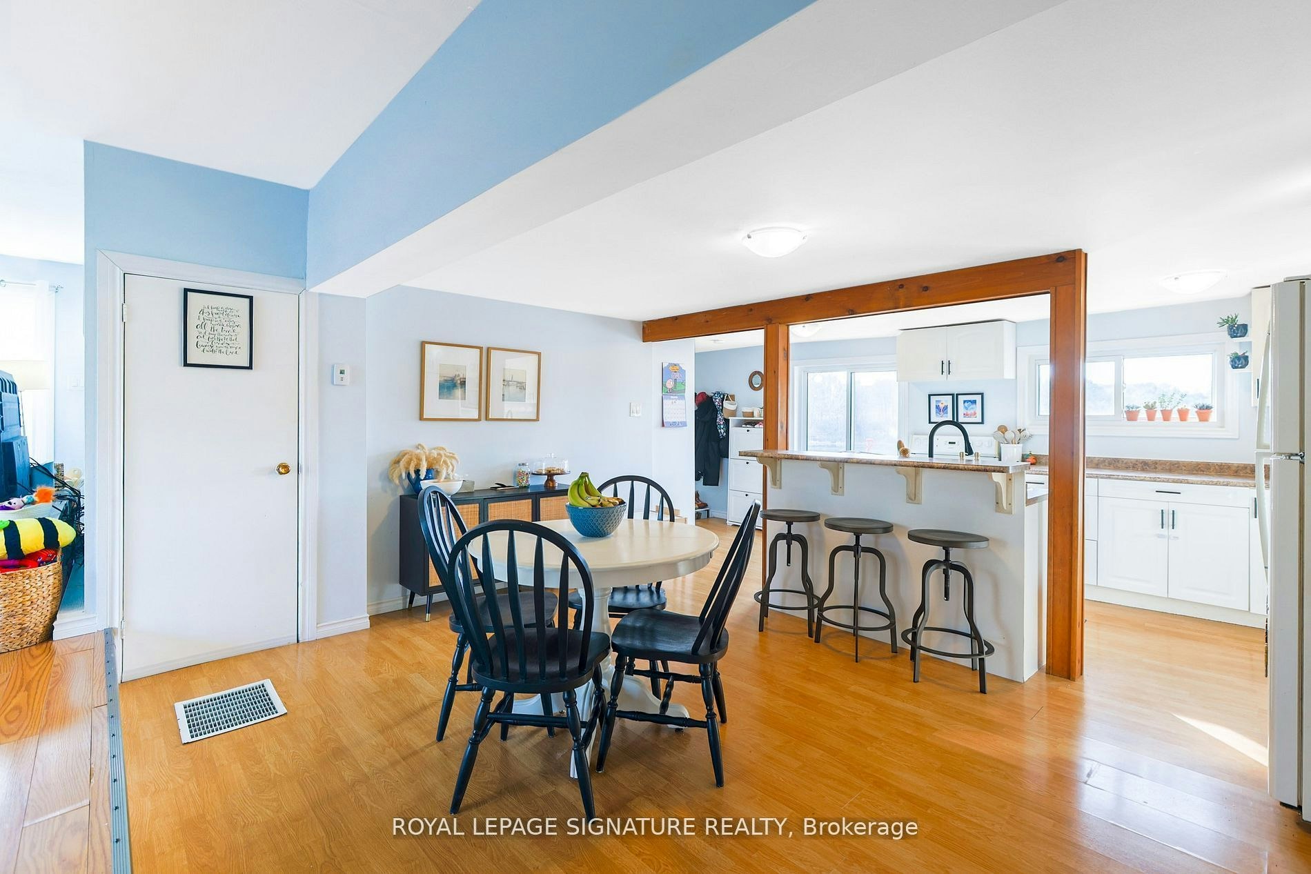 17 Valley Road, Whitchurch-Stouffville, ON, L4A 7X3 - 4