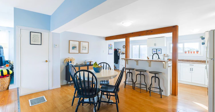 17 Valley Road, Whitchurch-Stouffville, ON, L4A 7X3 - 4