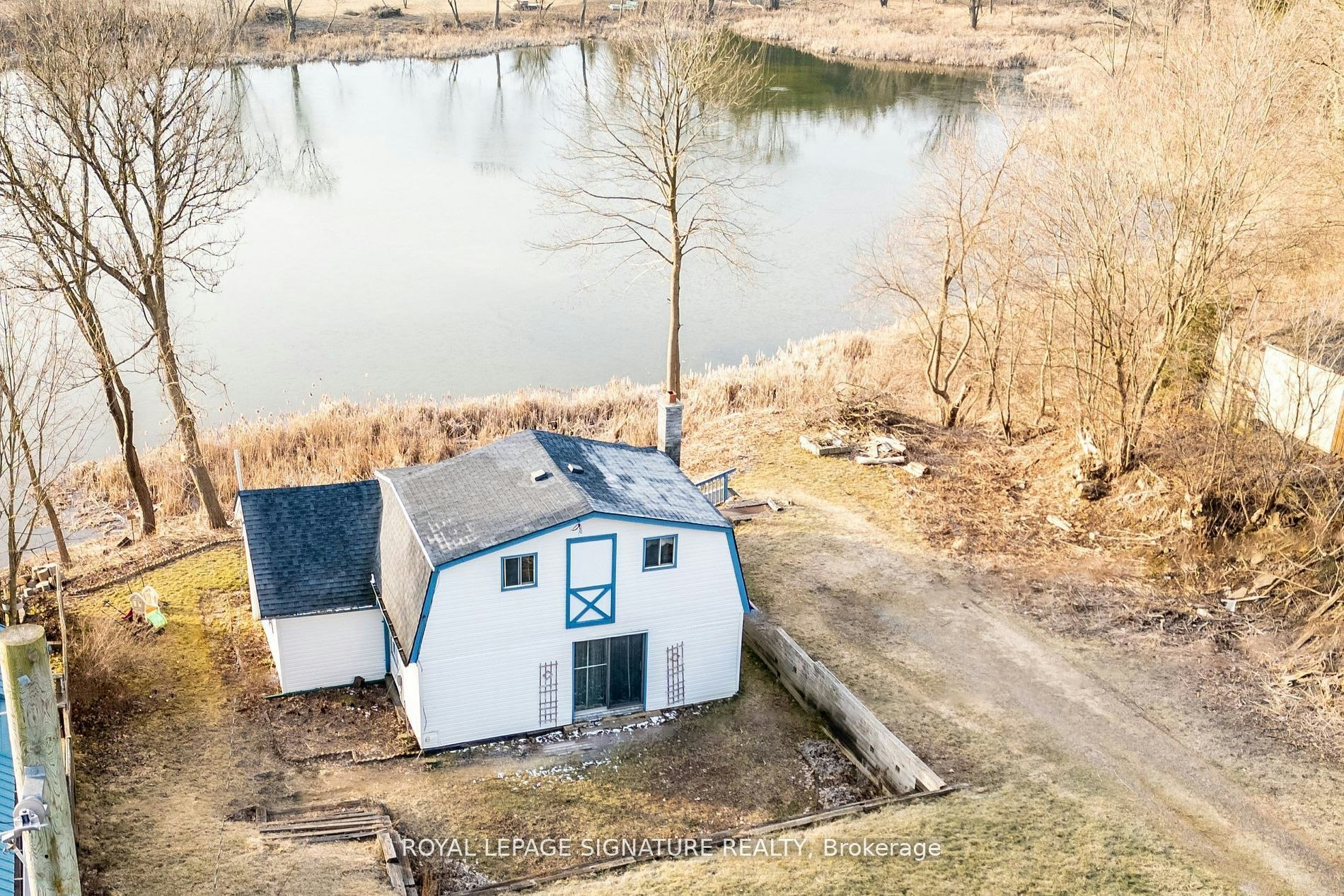 17 Valley Road, Whitchurch-Stouffville, ON, L4A 7X3 - 2