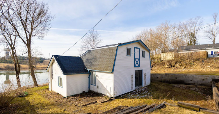 17 Valley Road, Whitchurch-Stouffville, ON, L4A 7X3