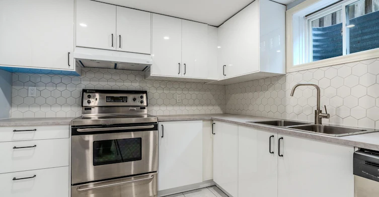 6 Robert Street, Markham, ON, L3R 8Z3 - 5