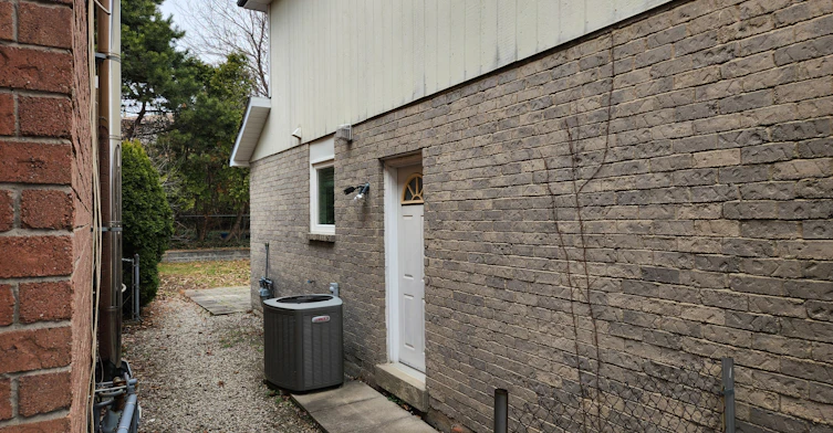 Basement-56 Gray Crescent, Richmond Hill, ON, L4C 5V5 - 2