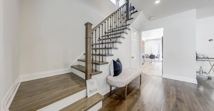Main & 2nd Floor-56 Gray Crescent, Richmond Hill, ON, L4C 5V5 - 14