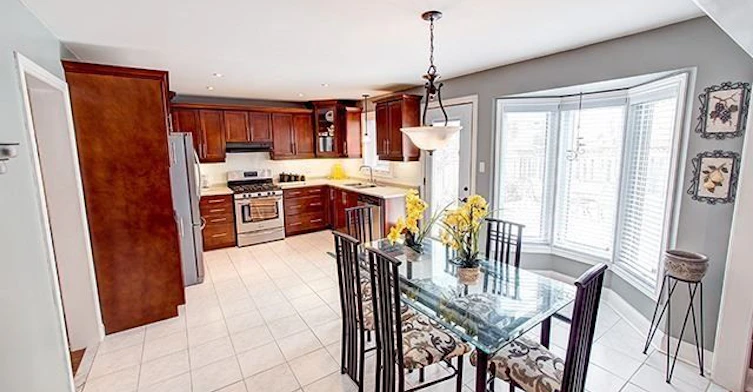 279 Chambers Crescent, Newmarket, ON, L3X 1T2 - 5