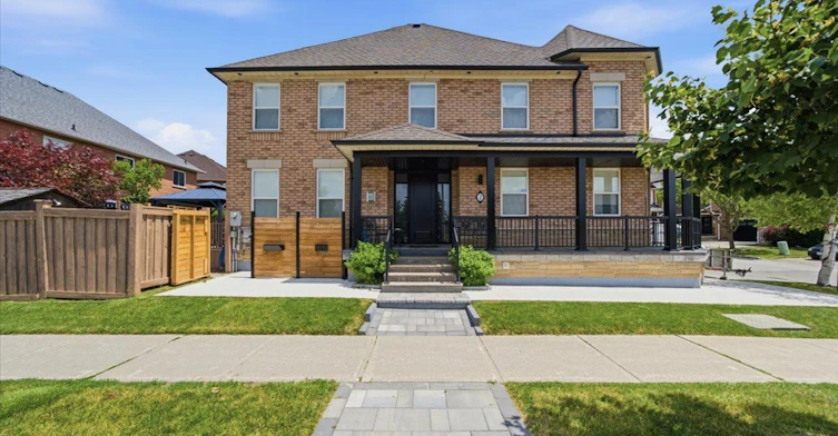 Lower-2 Hollywood Hill Circle, Vaughan, ON, L4H 2P7