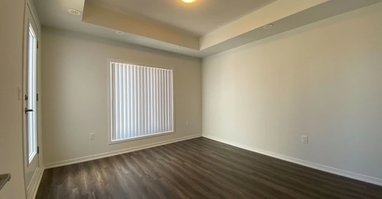 372-80 Honeycrisp Crescent, Vaughan, ON, L4K 0N7 - 10