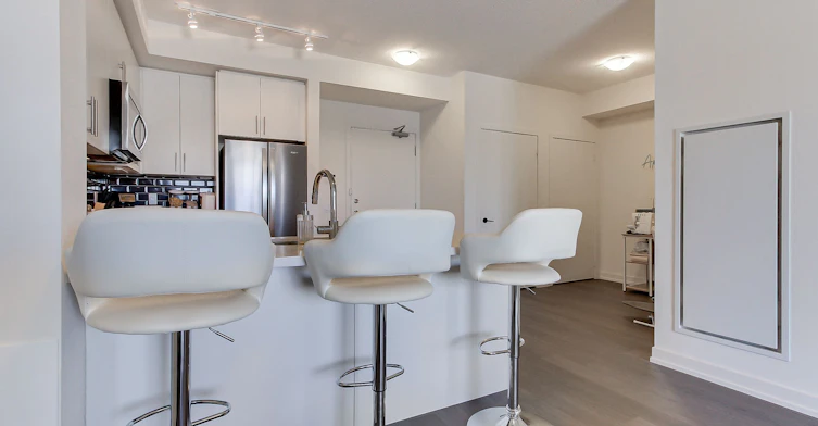 242-555 William Graham Dr Drive, Aurora, ON, L4G 7C4 - 8