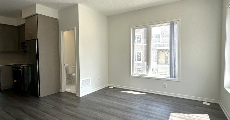 TH243-121 Honeycrisp Crescent, Vaughan, ON, L4K 0N7 - 6