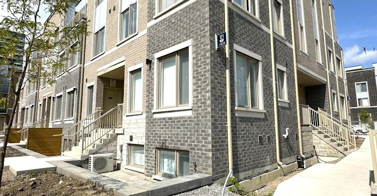TH243-121 Honeycrisp Crescent, Vaughan, ON, L4K 0N7 - 2