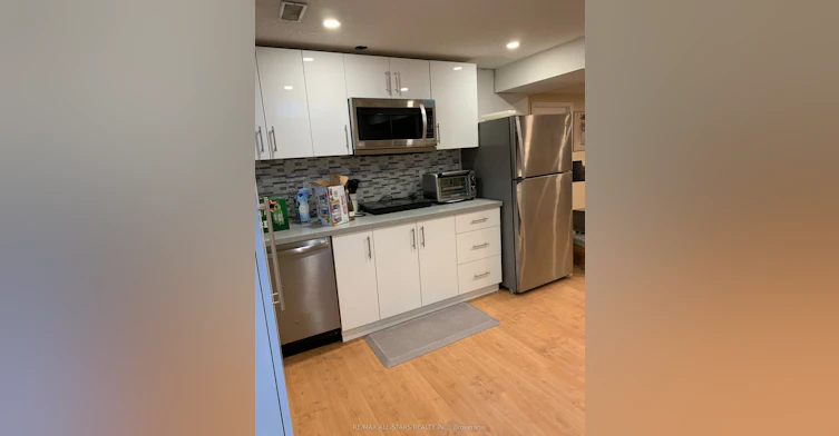 BSMT-72 Calderbridge Crescent, Markham, ON, L3R 9M7 - 5