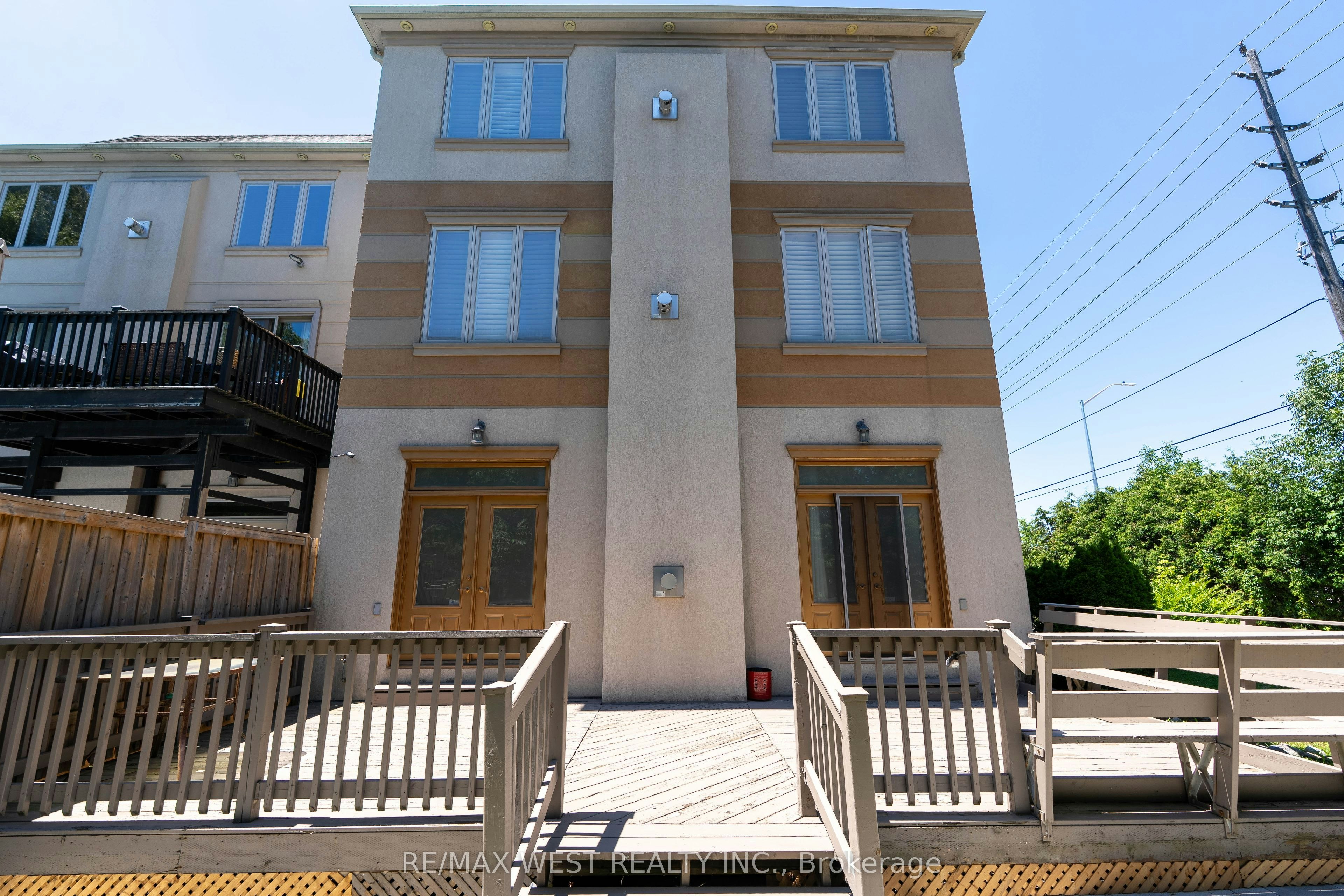 Main Floor-83 Elm Avenue, Richmond Hill, ON, L4C 6K8 - 5
