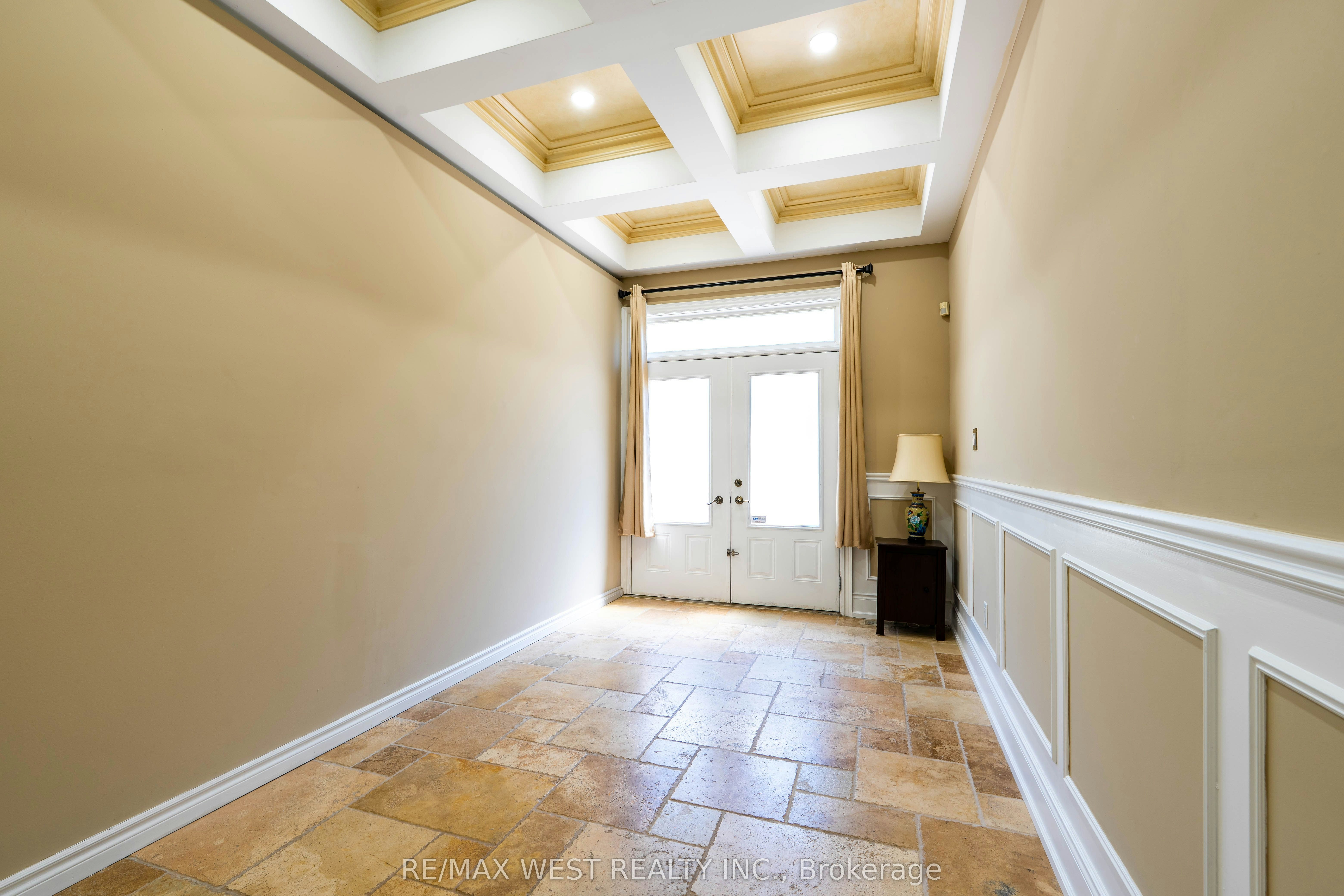 Main Floor-83 Elm Avenue, Richmond Hill, ON, L4C 6K8 - 15