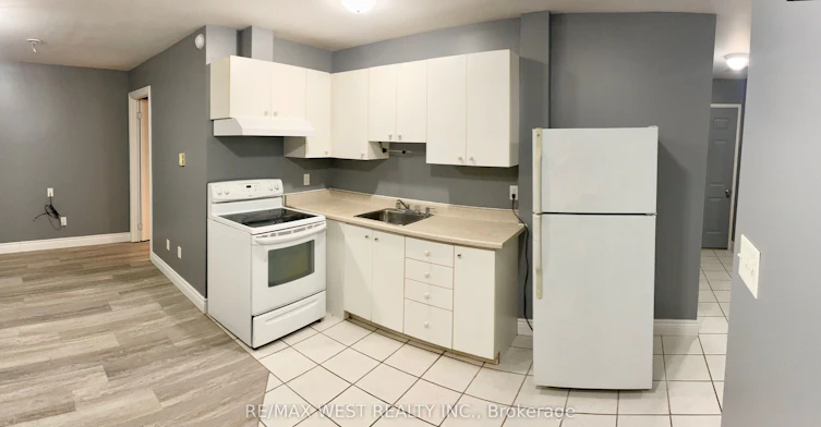 Basement-306 Metro Road N, Georgina, ON, L4P 3C8 - 6