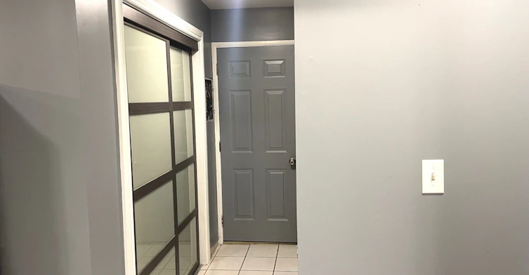 Basement-306 Metro Road N, Georgina, ON, L4P 3C8