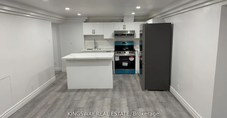 (Lower)-49 Riverglen Drive, Georgina, ON, L4P 3K7 - 2