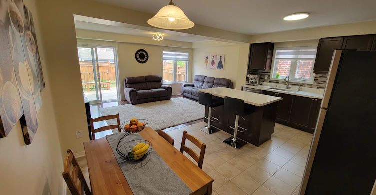 206 Meadowhawk Trail, Bradford West Gwillimbury, ON, L3Z 0E9 - 4