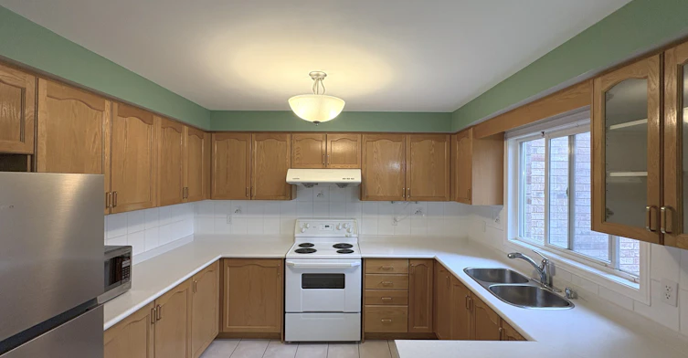 65 Cariglia Trail, Markham, ON, L3R 4X1 - 8