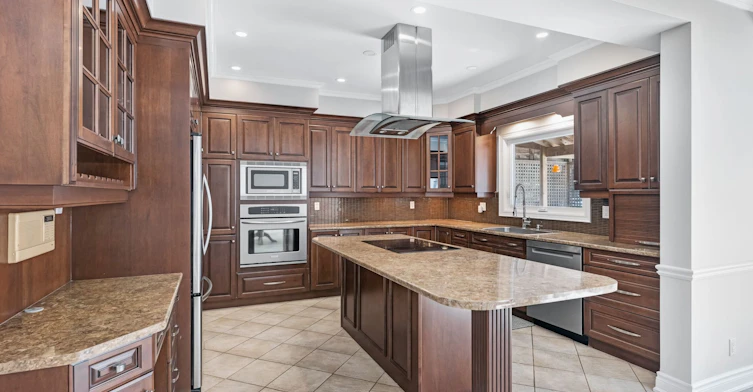 Main-598 Lyman Boulevard, Newmarket, ON, L3X 1V9 - 9
